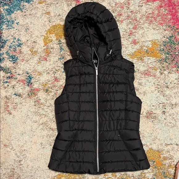 Zara puffer vest - Picture 2 of 5